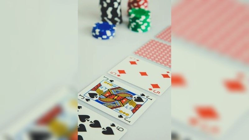 Cơ bản về Hướng dẫn cách chơi Baccarat trực tuyến