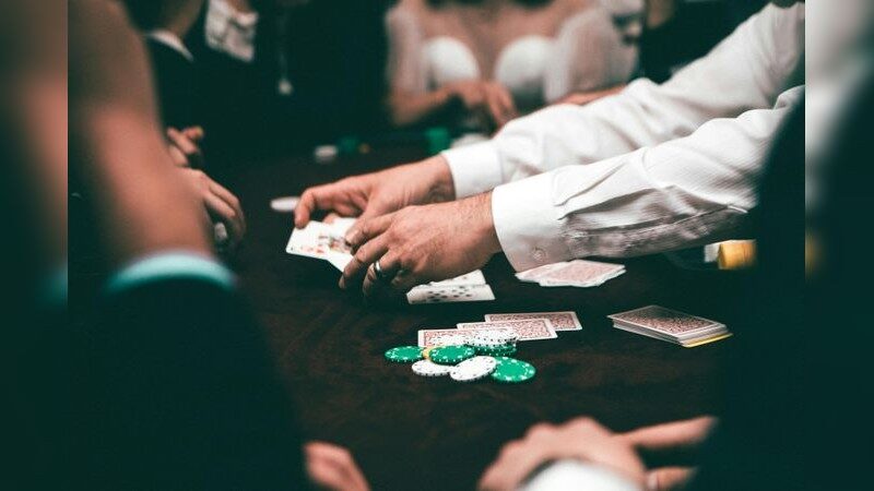 Sử dụng chiến lược chơi từ các chuyên gia cổng game uy tín